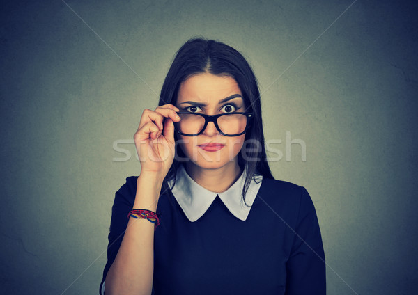 şüpheci kıskanç kadın bakıyor kamera arka plan Stok fotoğraf © ichiosea