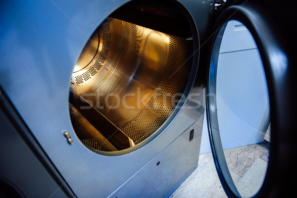 Máquina de lavar roupa ouro tambor riqueza mineração água Foto stock © ifeelstock