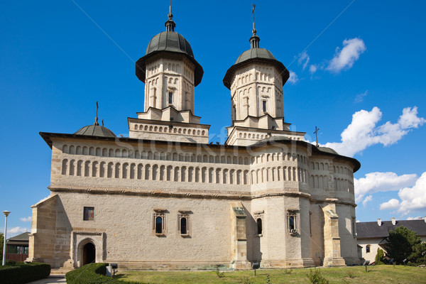 Klooster stad zomertijd Roemenië kerk middeleeuwse Stockfoto © igabriela