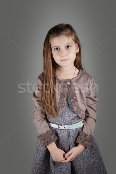 8 ani fată portret mâini faţă Imagine de stoc © igabriela