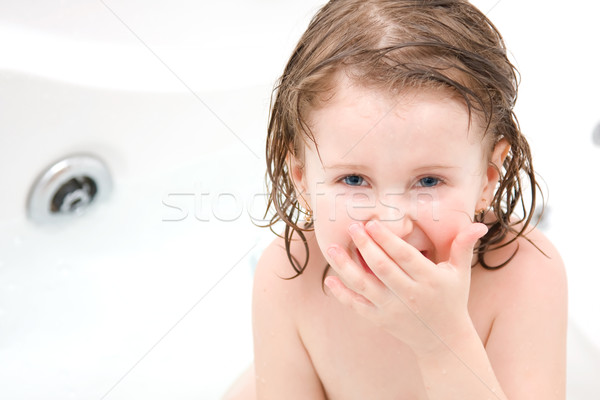 Niño bañera jugando fotos de stock, imágenes de Niño bañera