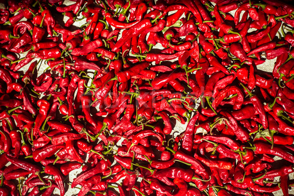 Heap voll groß rot Paprika Straße Stock foto © igor_shmel