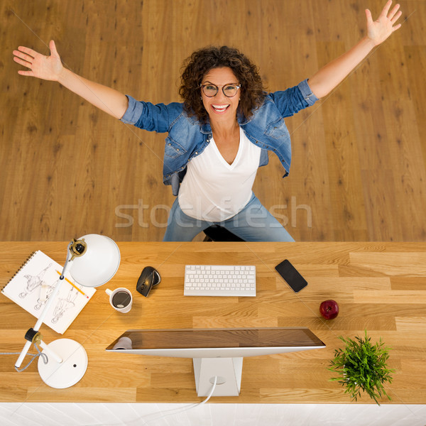 Heureux femme d'affaires haut vue bras ouvrir [[stock_photo]] © iko