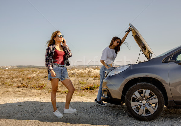 商業照片: 女孩 · 女子 · 汽車 · 打破
