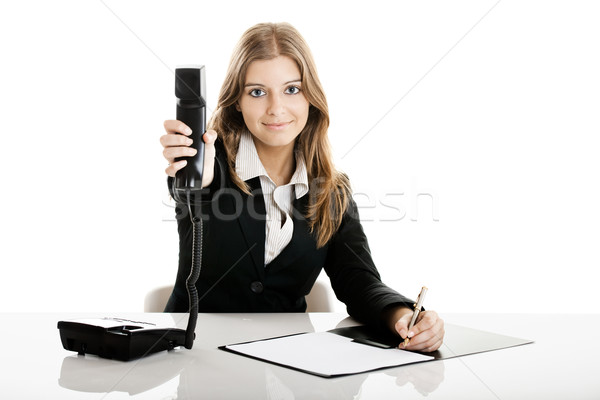 Foto stock: Mulher · de · negócios · retrato · belo · empresária · escritório · telefonema