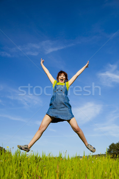 Printemps heureux jeune femme sautant belle [[stock_photo]] © iko