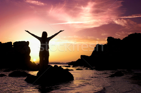 Gün batımı faaliyetler kadın siluet rahatlatıcı gökyüzü Stok fotoğraf © iko