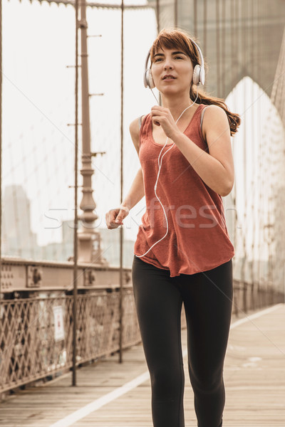 Running on Brooklyn bridge Stock photo © iko