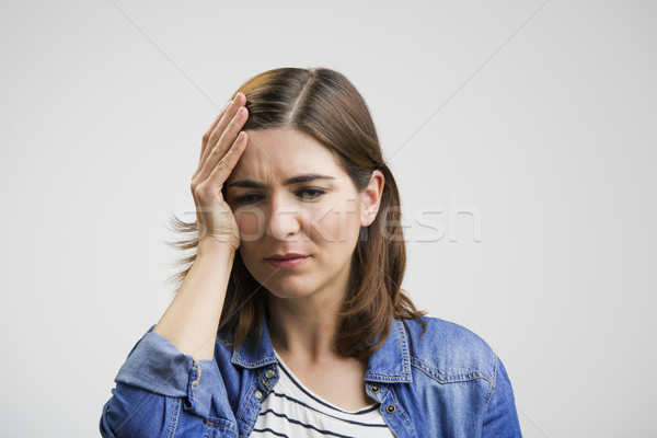 Gefühl schrecklich Kopfschmerzen frustriert Frau halten Stock foto © iko
