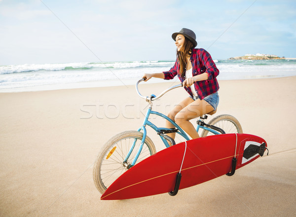 Foto stock: Surf · surfista · equitación · bicicleta · playa