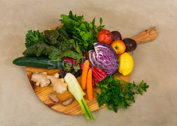 Detoxikáló étel néhány zöldségek felső fa deszka Stock fotó © iko