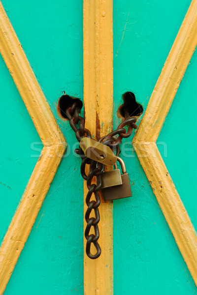 Porte lock vert jaune chaîne trois [[stock_photo]] © ildi