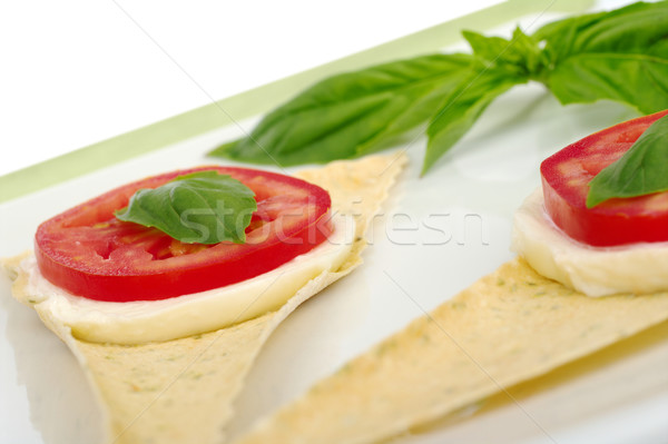 Vorspeise Mozzarella Tomaten Basilikum Käse Scheibe Stock foto © ildi