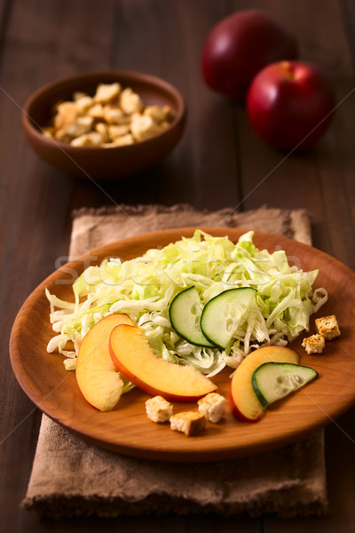 Nettarine cetriolo lattuga insalata fresche iceberg Foto d'archivio © ildi