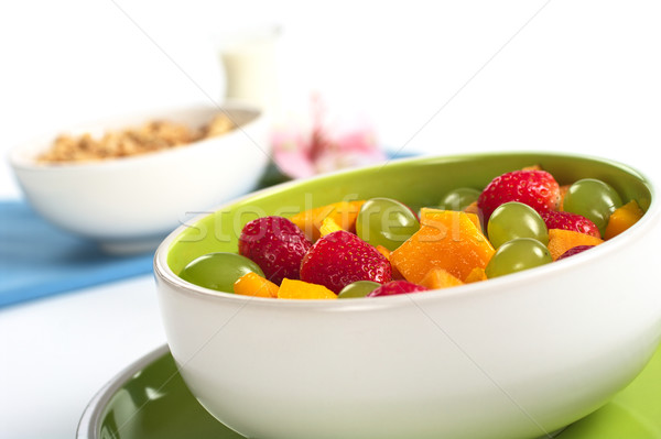 Fruits frais salade fraises blanche raisins mangue [[stock_photo]] © ildi