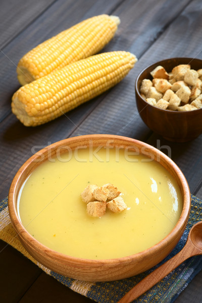 Krem mısır çorba ahşap çanak üst Stok fotoğraf © ildi