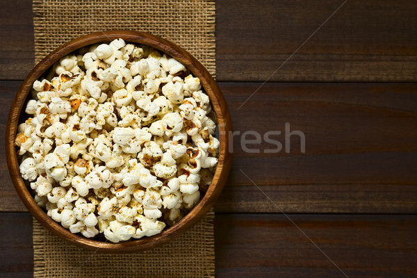 Popcorn formaggio aglio origano fatto in casa fresche Foto d'archivio © ildi