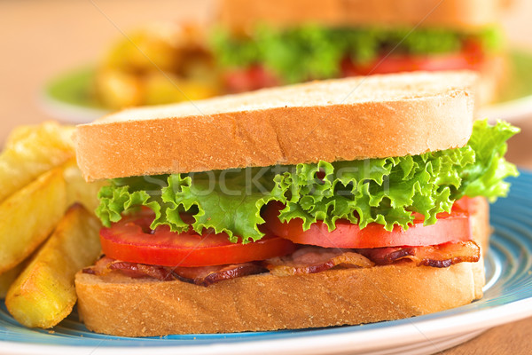 Blt kanapkę frytki świeże domowej roboty boczek Zdjęcia stock © ildi