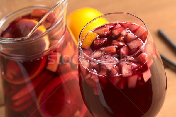 Frissítő vörösbor vegyes narancs alma mangó Stock fotó © ildi