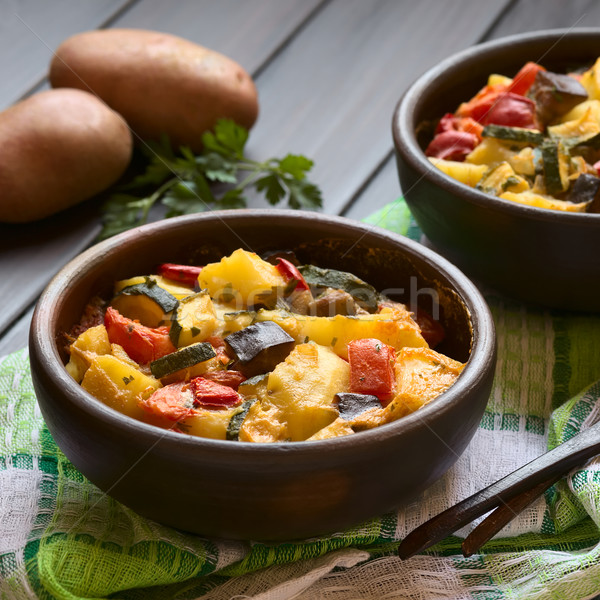 [[stock_photo]]: De · pomme · de · terre · aubergine · courgettes · tomate · rustique