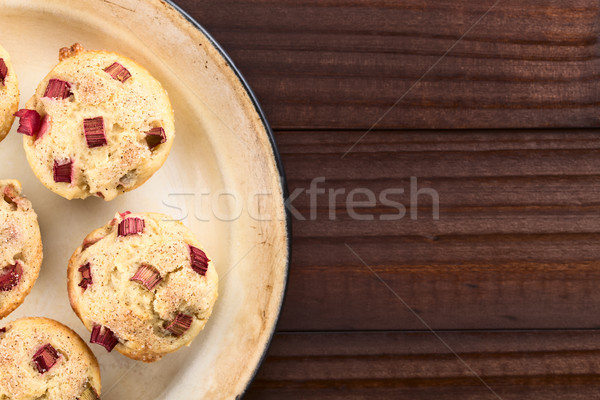 Rabarbaro yogurt muffins fresche fatto in casa cannella Foto d'archivio © ildi