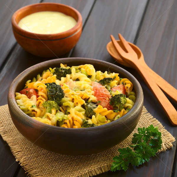 Foto d'archivio: Pasta · vegetali · tricolore · broccoli · pomodoro