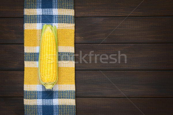 Kukurydza shot naczyń ręcznik ciemne drewna Zdjęcia stock © ildi