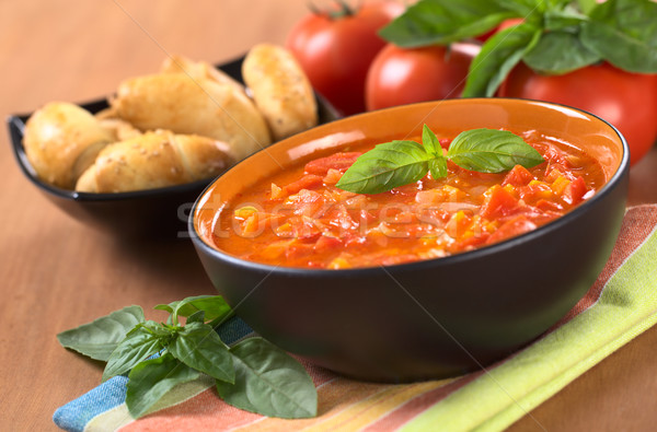 Soupe à la tomate tomates carottes oignons basilic feuille [[stock_photo]] © ildi