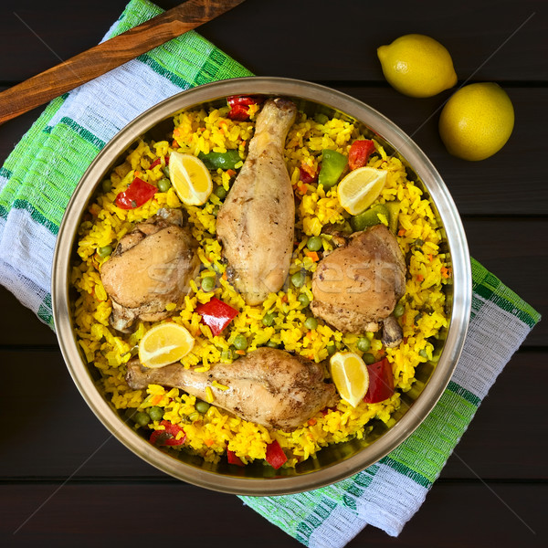 Espanhol frango tiro pote tradicional arroz Foto stock © ildi