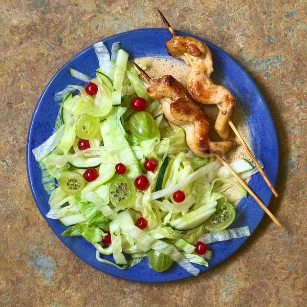 [[stock_photo]]: Fraîches · salade · poulet · brochette · rouge · groseille