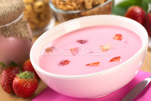 Foto d'archivio: Fragola · yogurt · fresche · pezzi · fragole · cereali