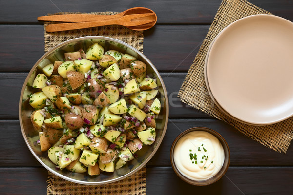 Imagine de stoc: Salata · de · cartofi · ceapă · ierburi · salată · sacou · cartof