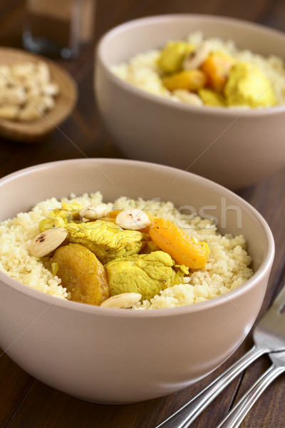 Poulet séché abricot ragoût couscous cannelle Photo stock © ildi