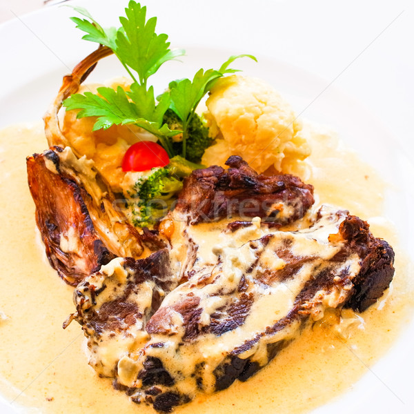 Foto stock: Jugoso · filete · ternera · carne · de · vacuno · carne · tomate