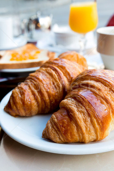 Café croissants déjeuner panier table orange [[stock_photo]] © ilolab