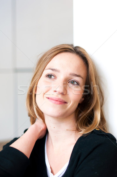 女性の顔 と思います 見上げる 目 小さな 頭 ストックフォト © ilolab
