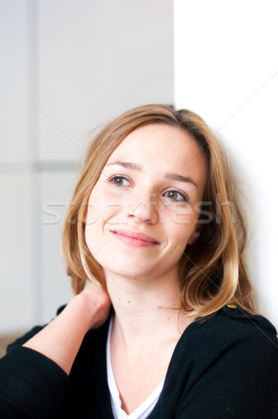 Foto stock: Rostro · de · mujer · pensar · buscar · ojos · jóvenes · cabeza