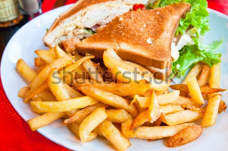 Foto stock: Sanduíche · frango · queijo · dourado · batatas