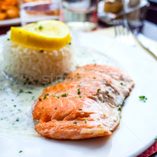 [[stock_photo]]: Grillés · saumon · citron · cuisine · française · plat · poissons