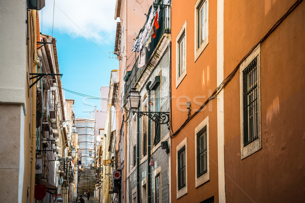 Mooie uitzicht op straat historisch bouwkundig Lissabon Portugal Stockfoto © ilolab