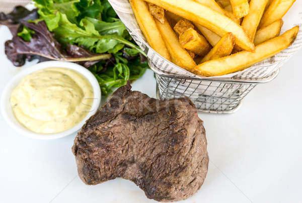 商业照片: 多汁 · 牛排 · 牛肉 · 肉类 · 西红柿 · 炸薯条