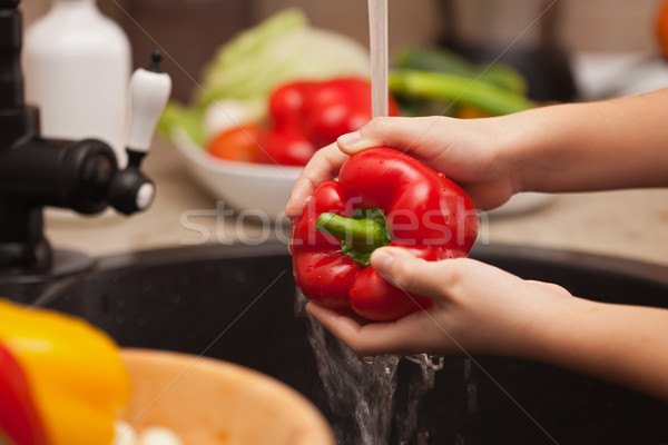 Stok fotoğraf: Sebze · salata · yıkama · malzemeler · kırmızı