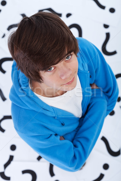 Adolescent complet intrebari băiat curiozitate Imagine de stoc © ilona75