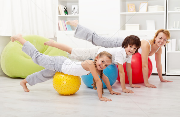 Stock foto: Menschen · Dehnung · Gymnastik · Kugeln · Frau · Mädchen