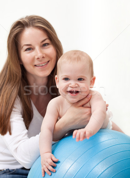 Stok fotoğraf: Mutlu · bebek · erkek · anne · oynama · büyük