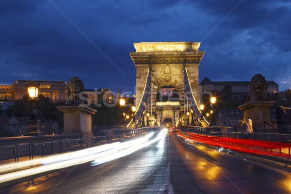 Gece zincir köprü Budapeşte yan Stok fotoğraf © Imagecom