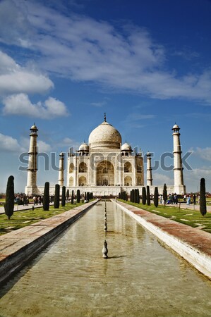 Mausoleum Taj Mahal Indië gras wereld Stockfoto © imagedb