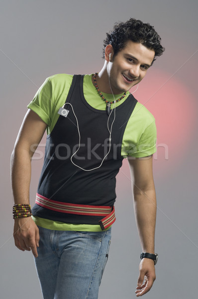 Stockfoto: Portret · man · luisteren · naar · muziek · mode · cool · geluk