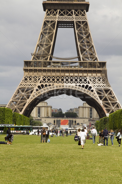 Kule Eyfel Kulesi Paris Fransa çim Stok fotoğraf © imagedb