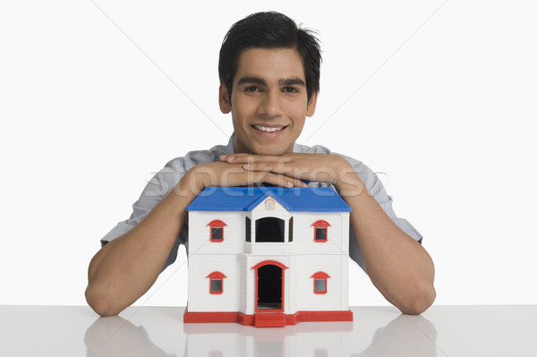 Immobilienmakler Modell home lächelnd Büro Stock foto © imagedb